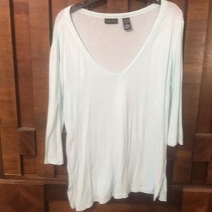 Mint green 3/4 sleeve large top
